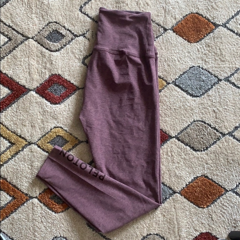 Peloton Beyond Yoga leggings